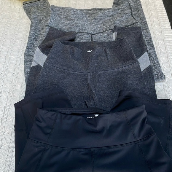 yoga wear bundle-2 ankle pants/1 shorts sz M - Picture 2 of 12